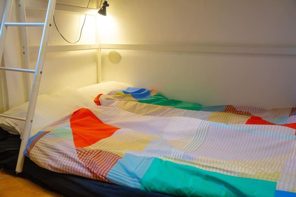 Floor Studio, & Quiet Apartment *