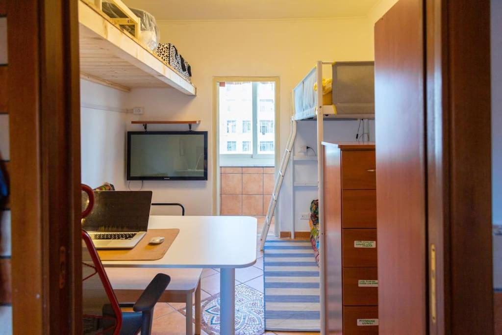 Floor Studio, & Quiet Apartment Naples