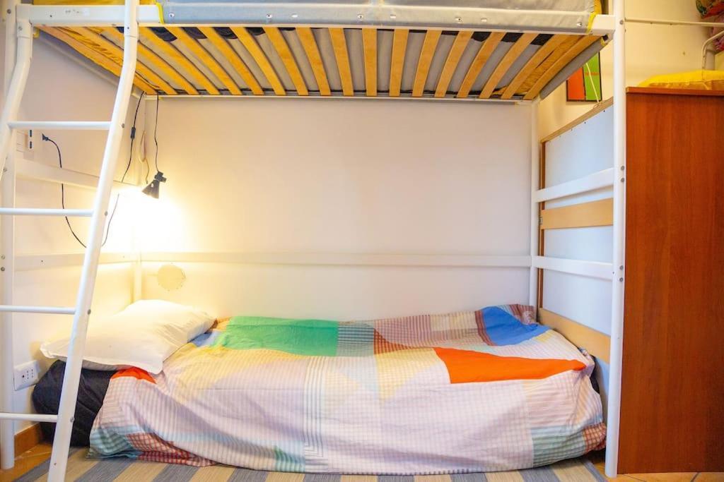 Floor Studio, & Quiet Appartement
